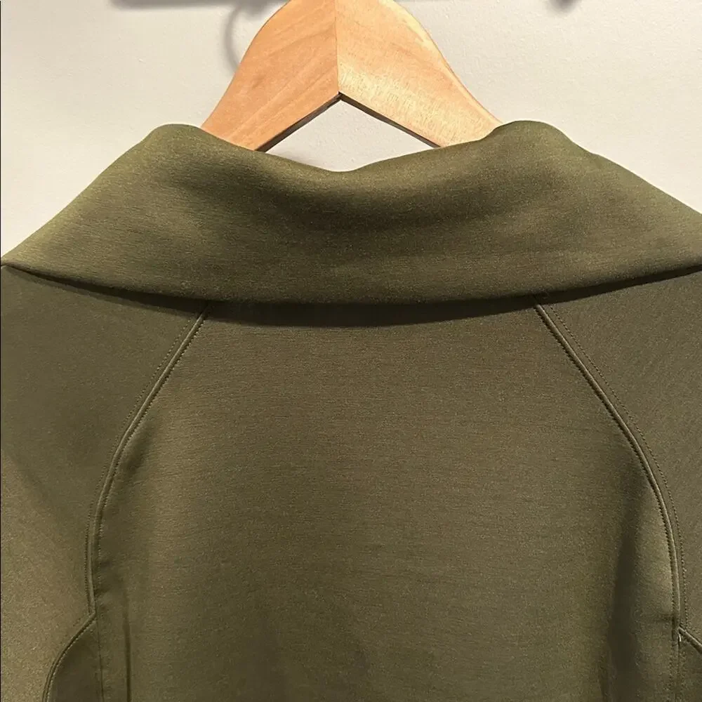 Dear Scarlett‎ Large Olive Green Hamptons Quarter Zip Pullover NWT
